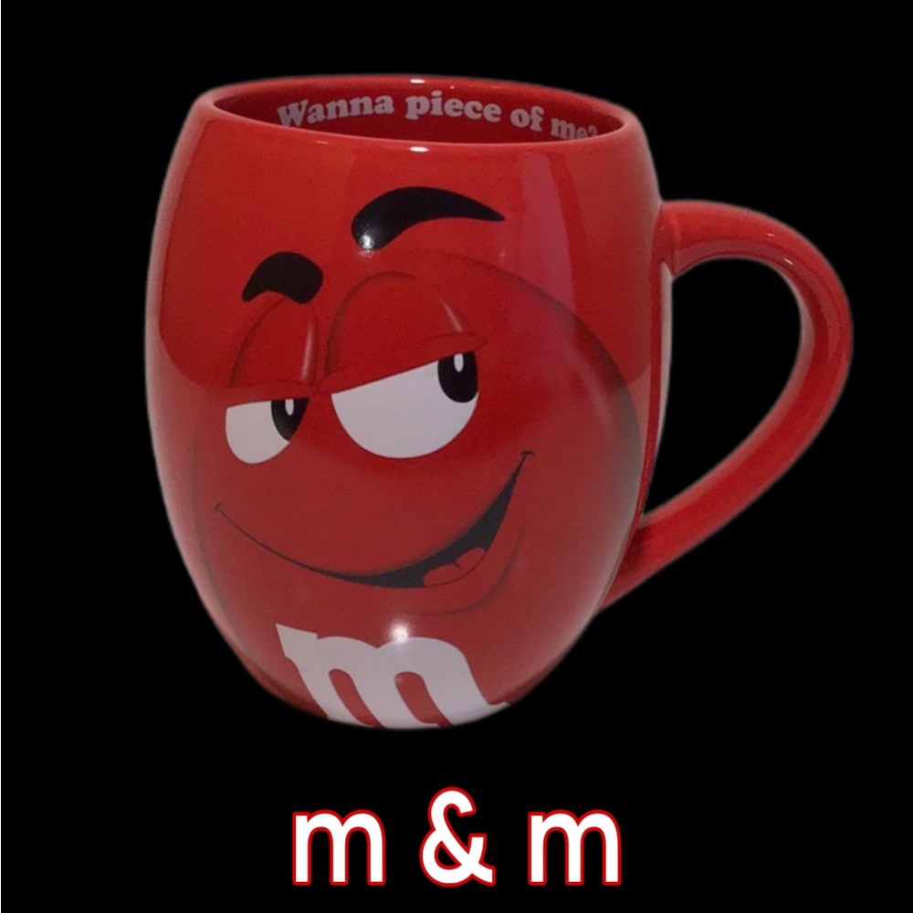 M&M World Big Face Ceramic Mug,‎ Red